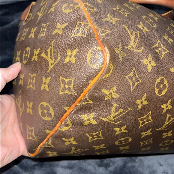 Louis Vuitton Speedy Bag✨ - Picture 9 of 13